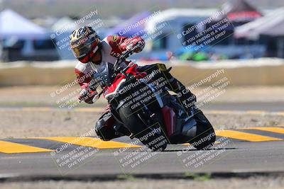 media/Oct-09-2022-SoCal Trackdays (Sun) [[95640aeeb6]]/Turn 2 (1110am)/